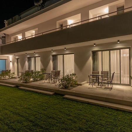 Mera Apartments Stavros  Bagian luar foto