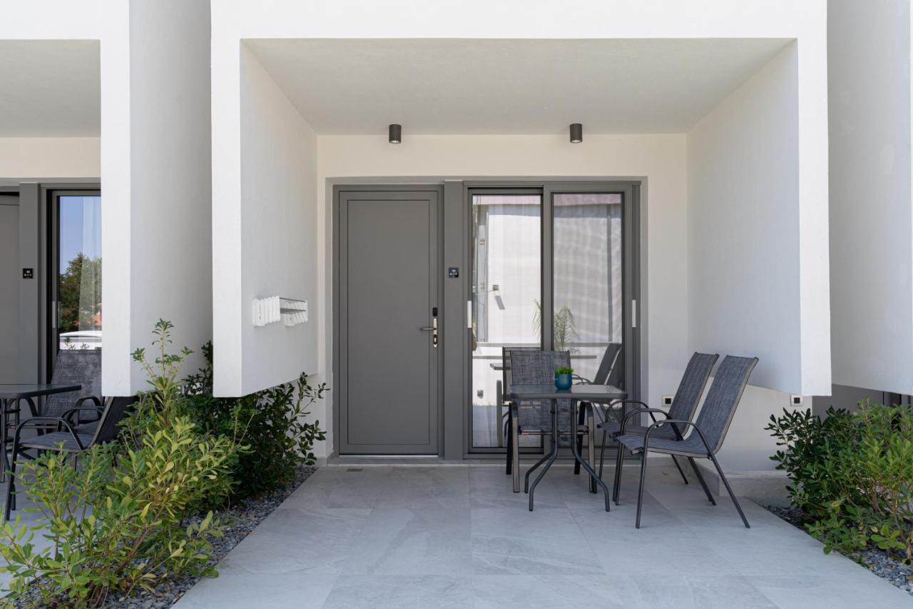 Mera Apartments Stavros  Bagian luar foto