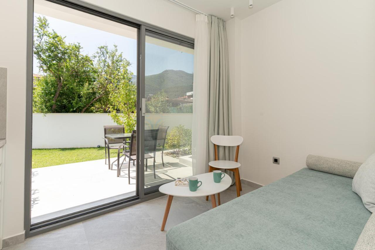Mera Apartments Stavros  Bagian luar foto